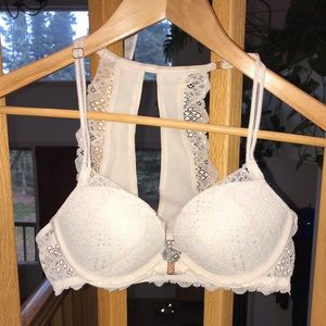 VS White Lace Push-up Bra